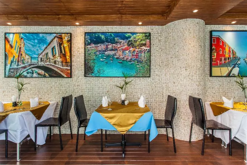 Fotos del hotel Patong Heritage  Phuket  Sha Extra Plus:  8