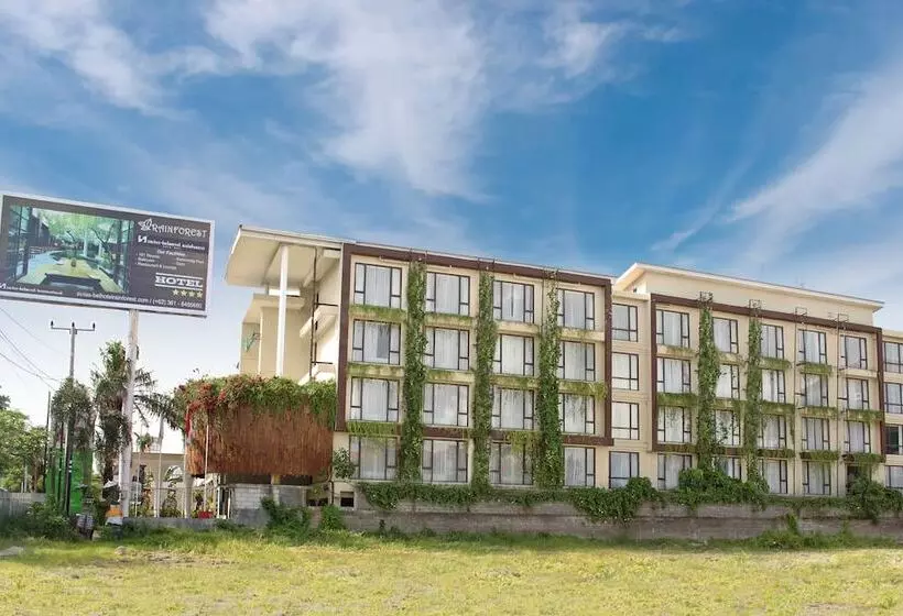 Swiss-belhotel Rainforest