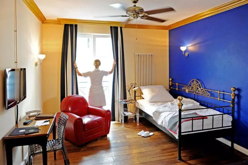 Digital Checkin  The Dude By Charly