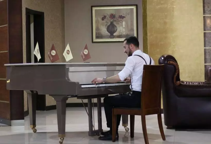 Fotos del hotel Bomo Nairi:  22