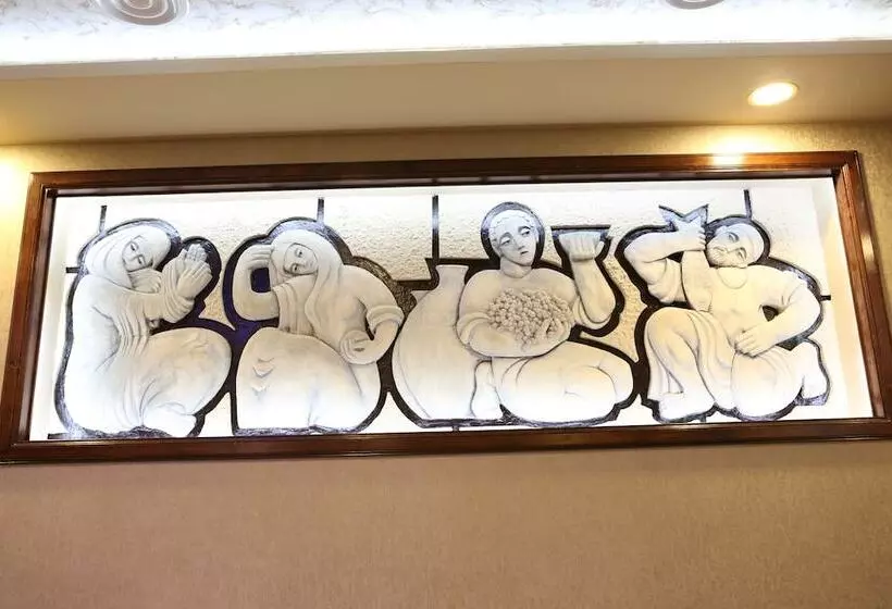 Fotos del hotel Bomo Nairi:  11