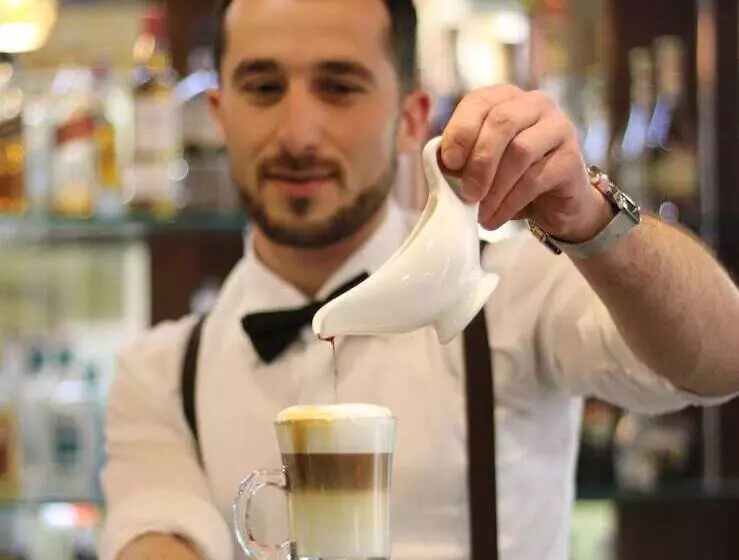 Fotos del hotel Bomo Nairi:  10