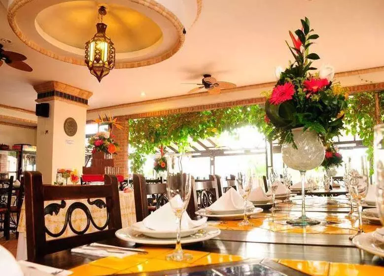 Fotos del hotel Mudejar:  4