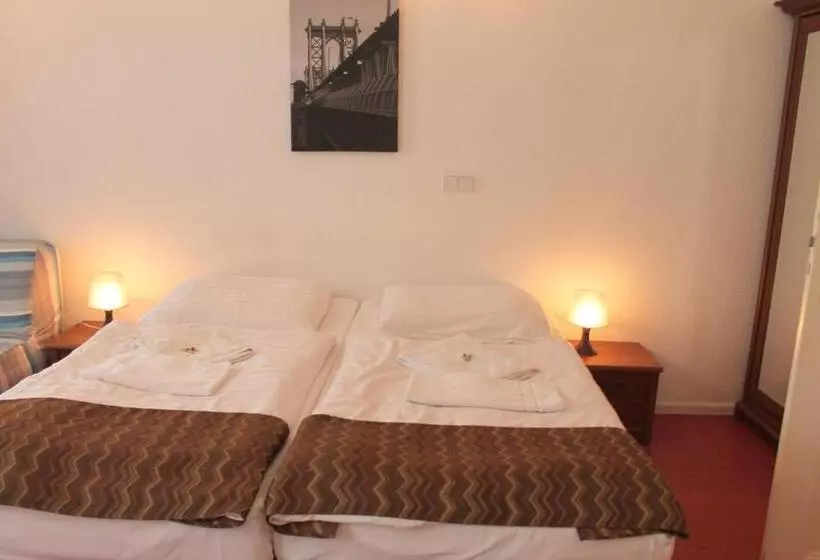 Fotos del hotel Amelie Berlin:  23