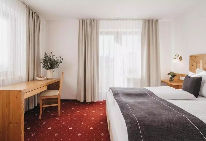 Fotos del hotel Vier Jahreszeiten By Vaya:  13