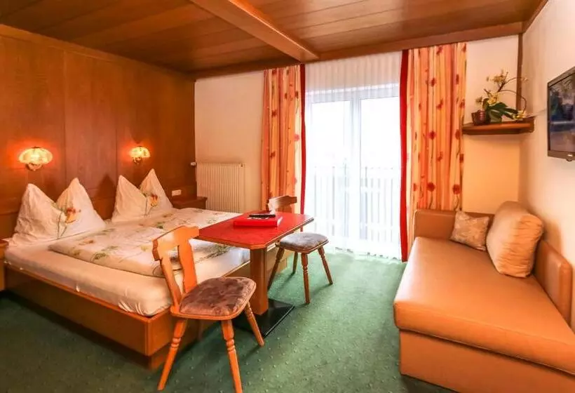 Fotos del hotel Alpen Tauernstüberl:  18