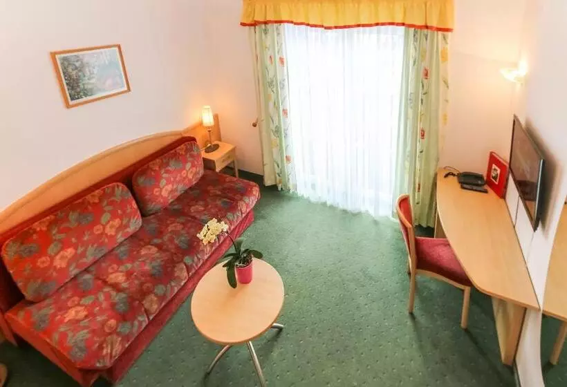 Fotos del hotel Alpen Tauernstüberl:  12