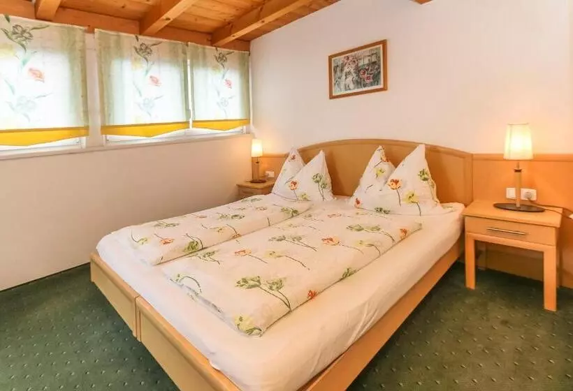 Fotos del hotel Alpen Tauernstüberl:  23