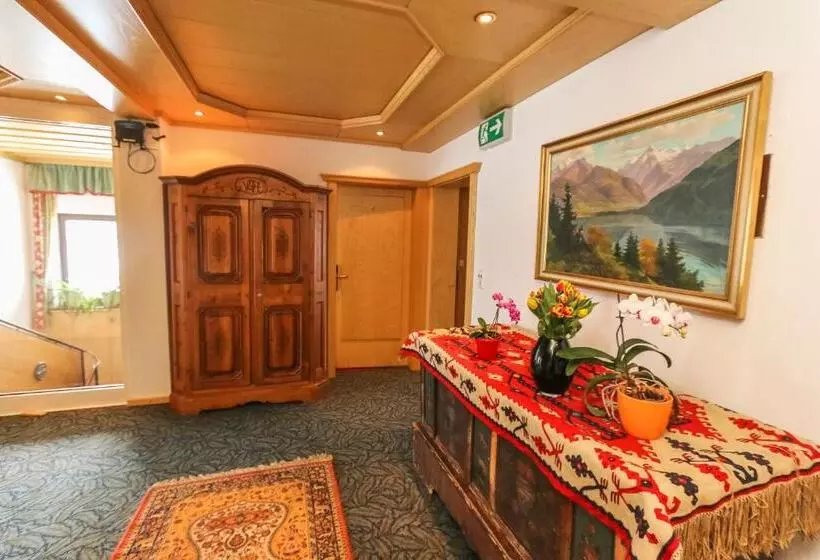 Fotos del hotel Alpen Tauernstüberl:  7