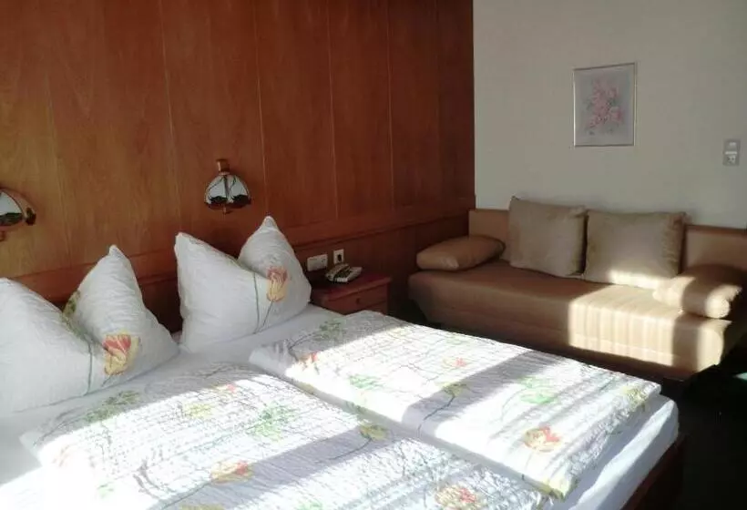 Fotos del hotel Alpen Tauernstüberl:  11