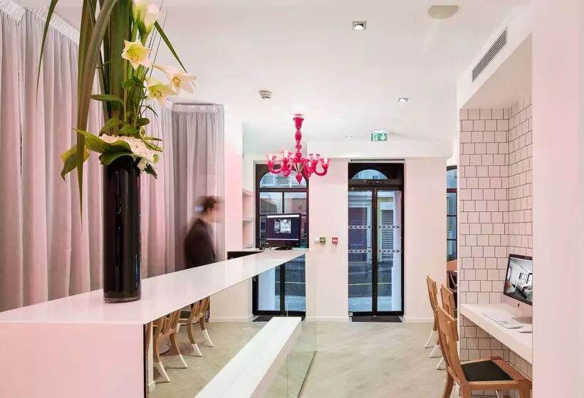 Fotos del hotel Best Western Premier Faubourg 88:  2