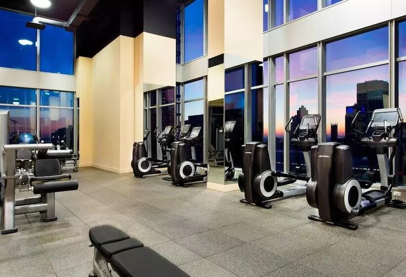 Fotos del hotel Courtyard By Marriott Montreal Downtown:  18