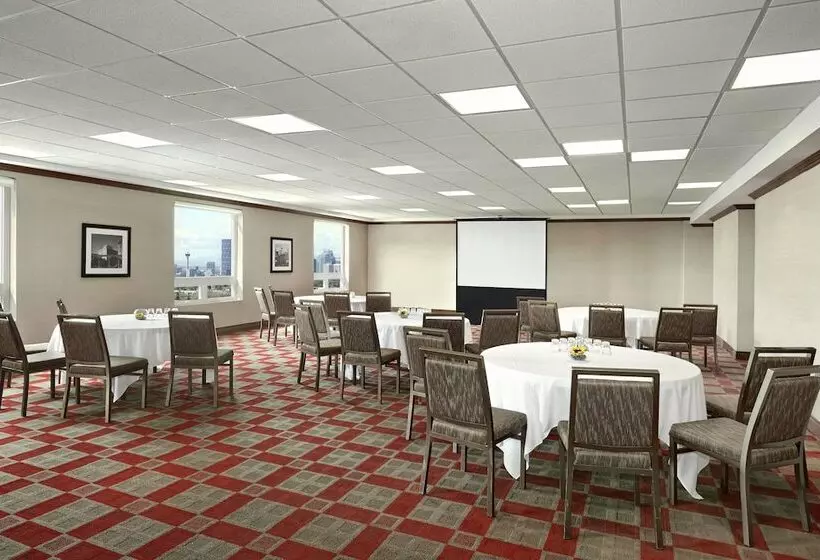Fotos del hotel Four Points By Sheraton Calgary Airport:  18