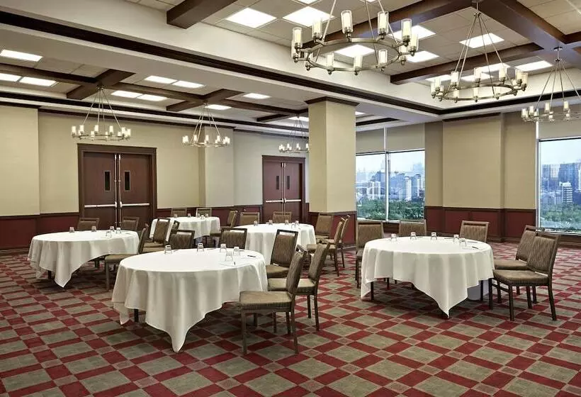 Fotos del hotel Four Points By Sheraton Calgary Airport:  15