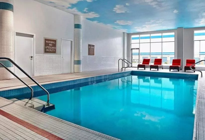 Fotos del hotel Four Points By Sheraton Calgary Airport:  3