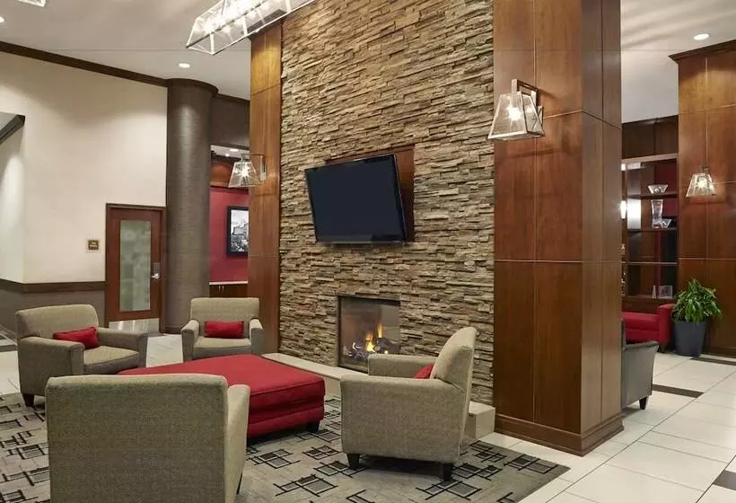 Fotos del hotel Four Points By Sheraton Calgary Airport:  4