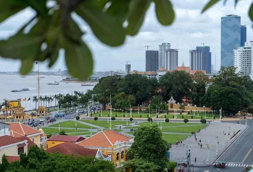 Fotos del hotel The Frangipani Royal Palace:  21