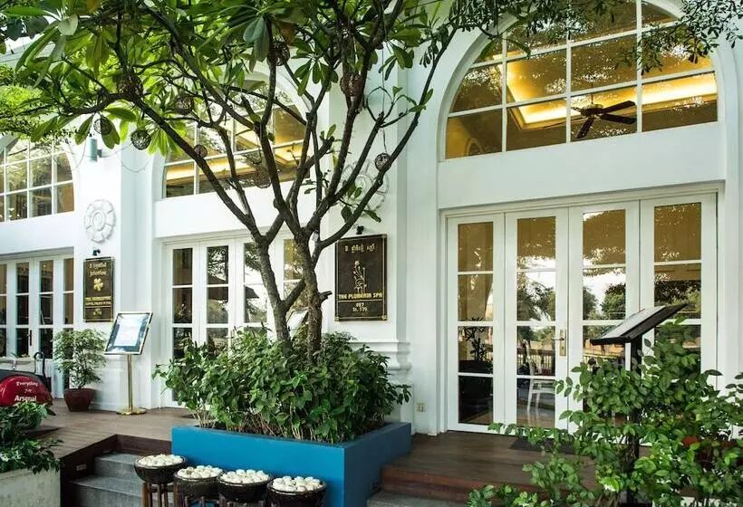 Fotos del hotel The Frangipani Royal Palace:  25