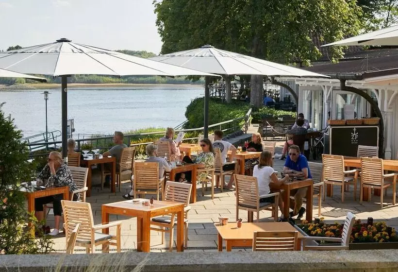 Fotos del hotel Zollenspieker Fährhaus:  7