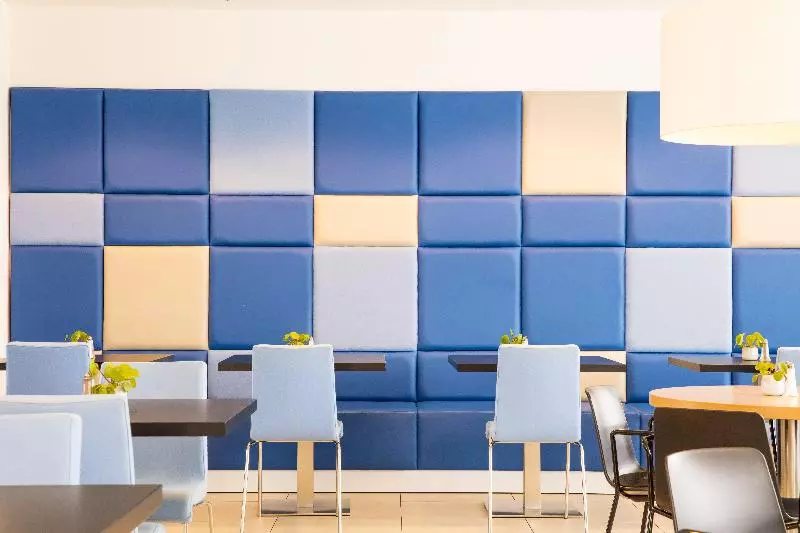 Fotos del hotel Holiday Inn Express Amsterdam Arena Towers, An Ihg:  10