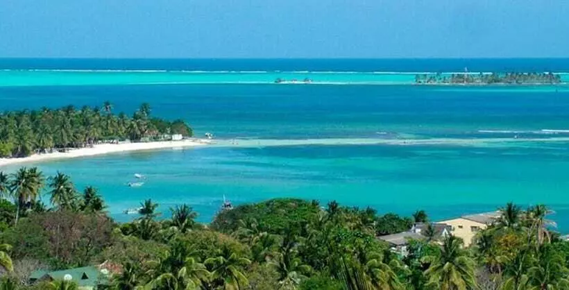 Fotos del hotel Cocoplum Beach:  7