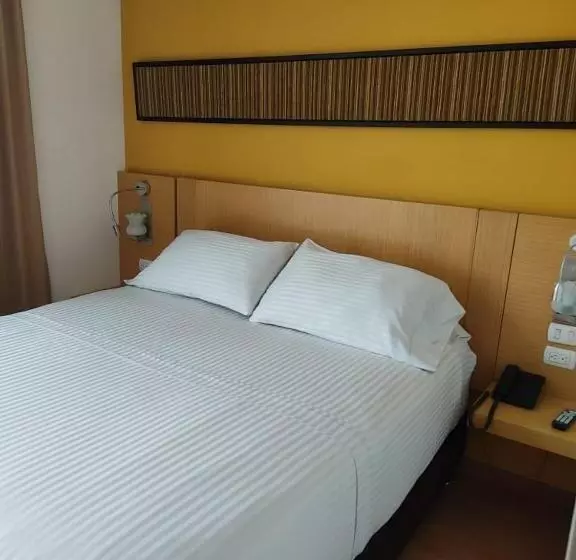 Fotos del hotel Dorado Ferial:  12