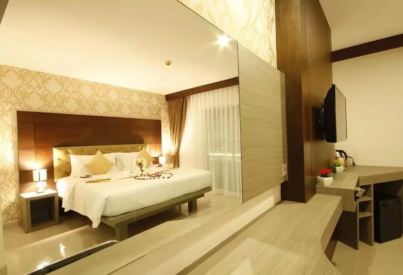 Fotos del hotel Hemingways Silk:  2