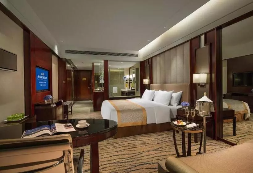 Fotos del hotel Kangda Howard Johnson  Qingdao:  18