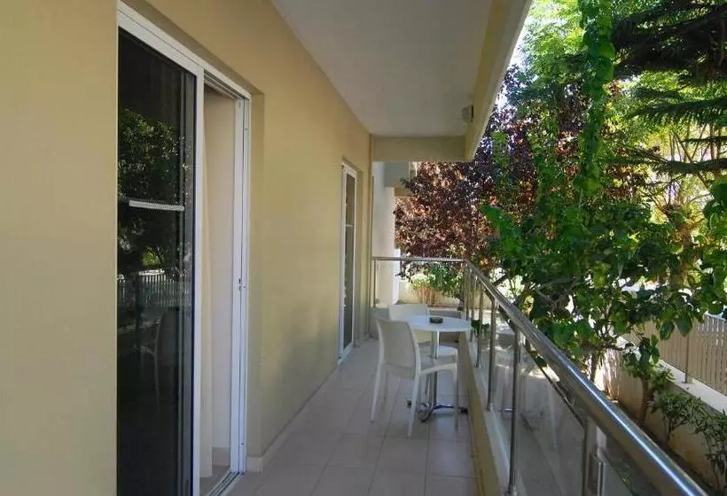 Fotos del hotel Michel Apartments:  16