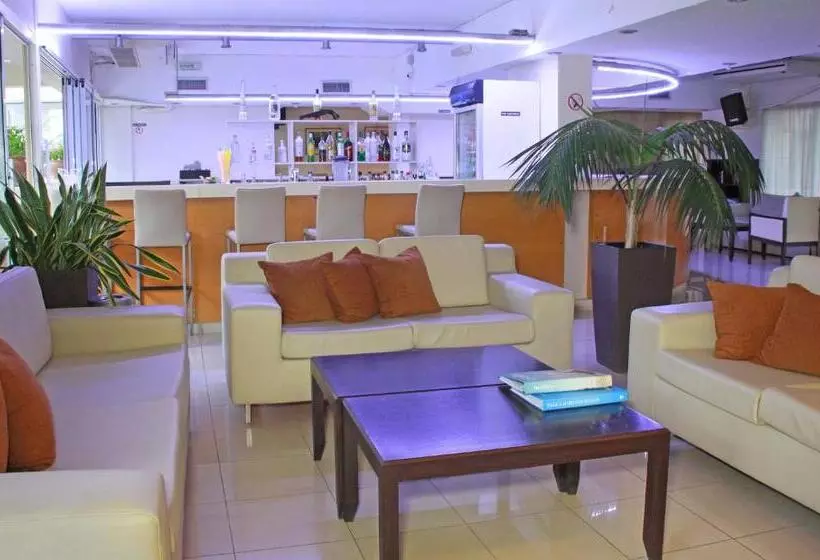 Fotos del hotel Michel Apartments:  13