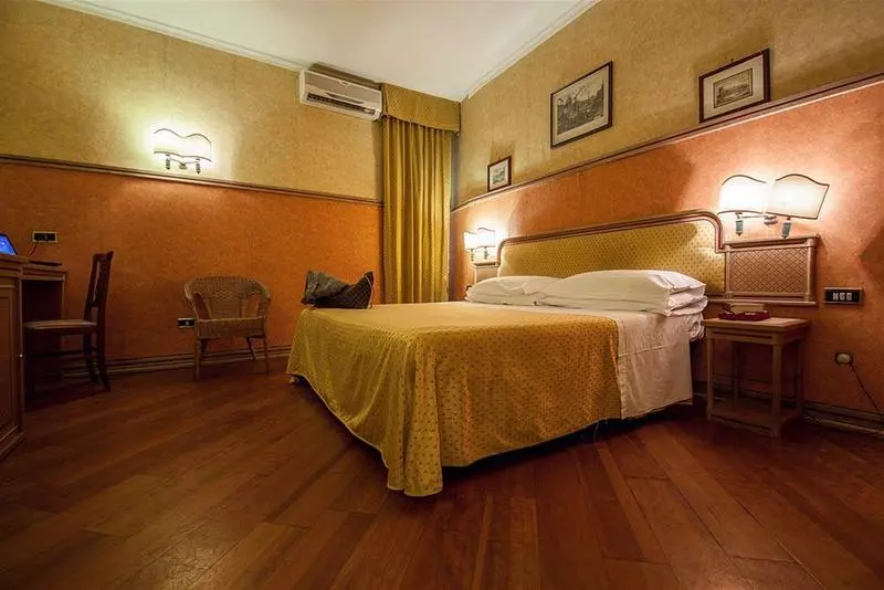 Fotos del hotel Pomezia:  17