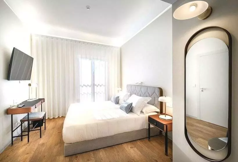 Fotos del hotel Mourasuites:  2