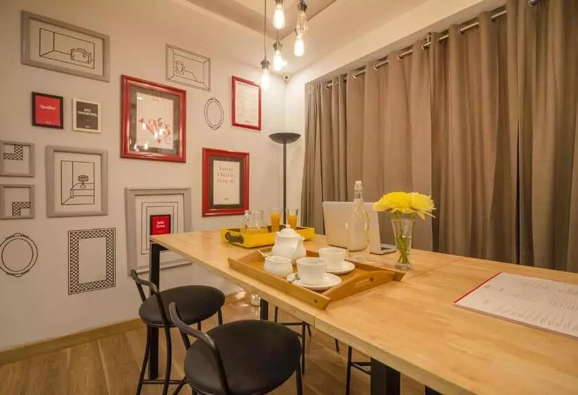 Fotos del hotel Oyo Townhouse 511 Divino:  11
