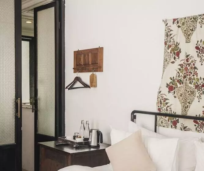 Fotos del hotel Brown Feather:  14