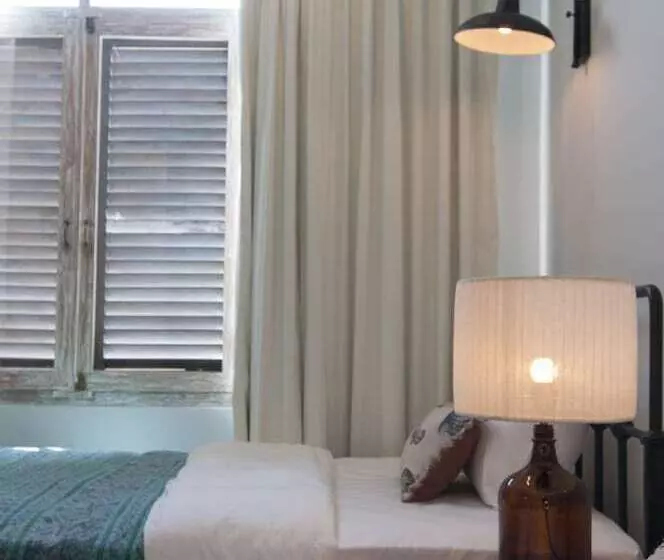 Fotos del hotel Brown Feather:  24