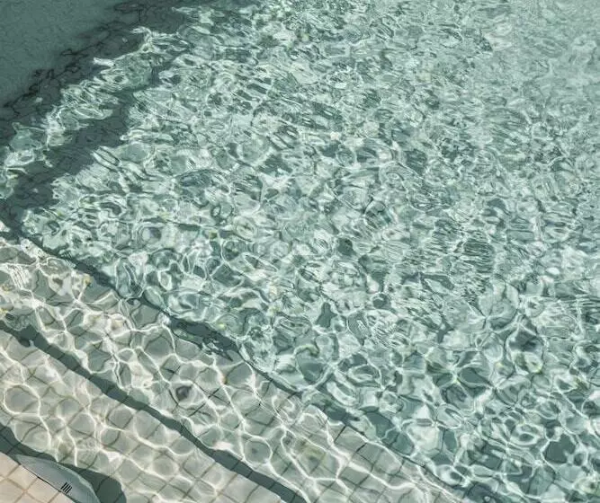 Fotos del hotel Brown Feather:  2