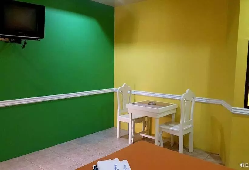 Fotos del hotel Hollywood Drivein:  3