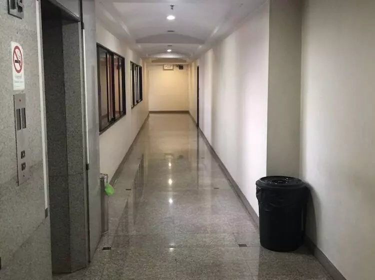 Fotos del hotel Mall Suites Express:  16