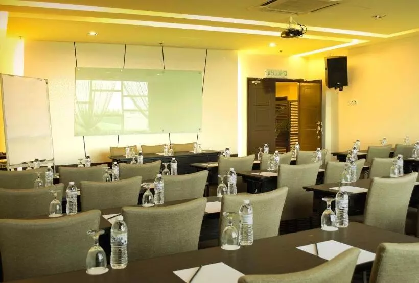 Fotos del hotel Marvelux:  5