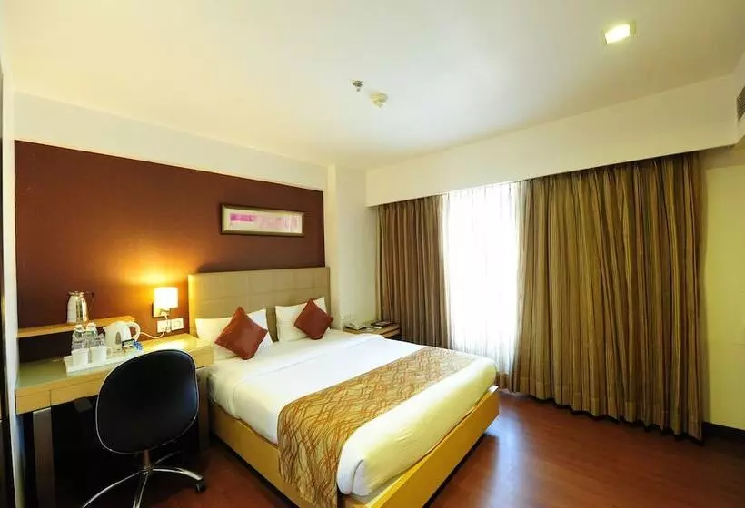 Fotos del hotel Suba Star:  13