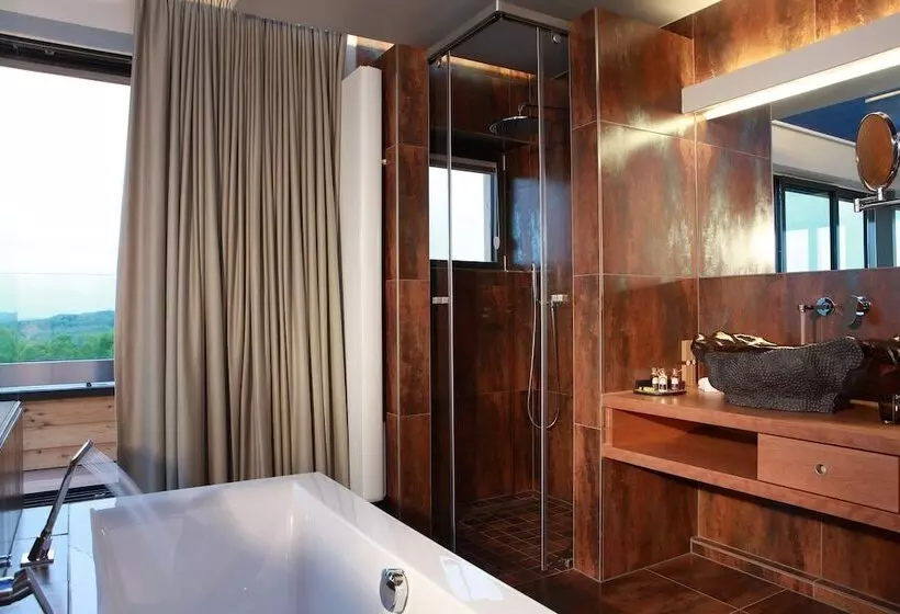 Fotos del hotel The Seven:  5