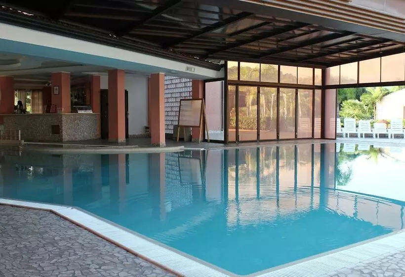 Tindari Resort & Marina Beach