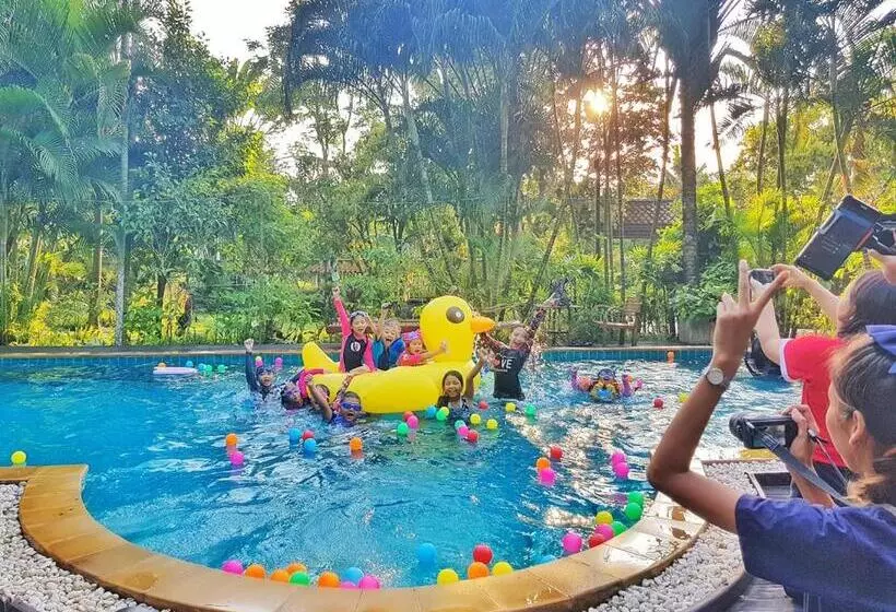 Fotos del hotel Ruean Racha Resort:  2