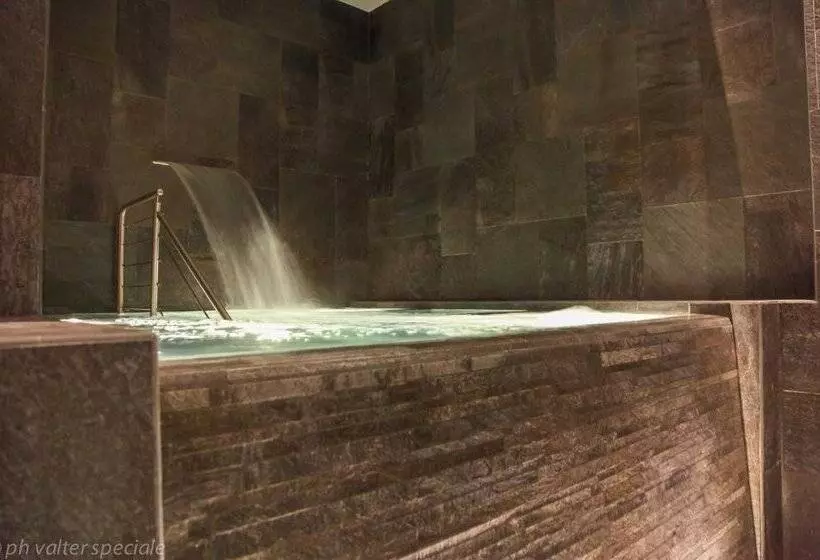 Fotos del hotel 4 Spa Resort:  3