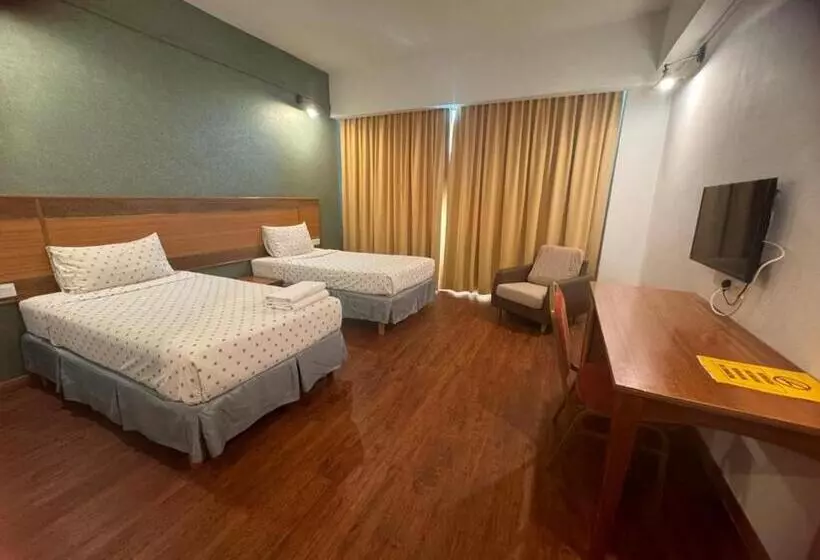 Fotos del hotel Mayres  Kota Tinggi:  12