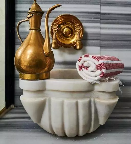 Fotos del hotel Faik Pasha Suites:  2