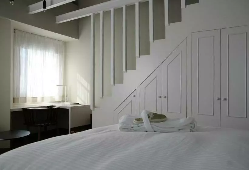 Fotos del hotel Metropolis:  8