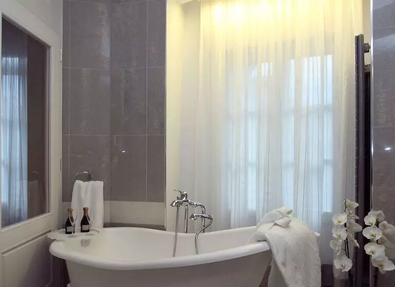 Fotos del hotel Metropolis:  11