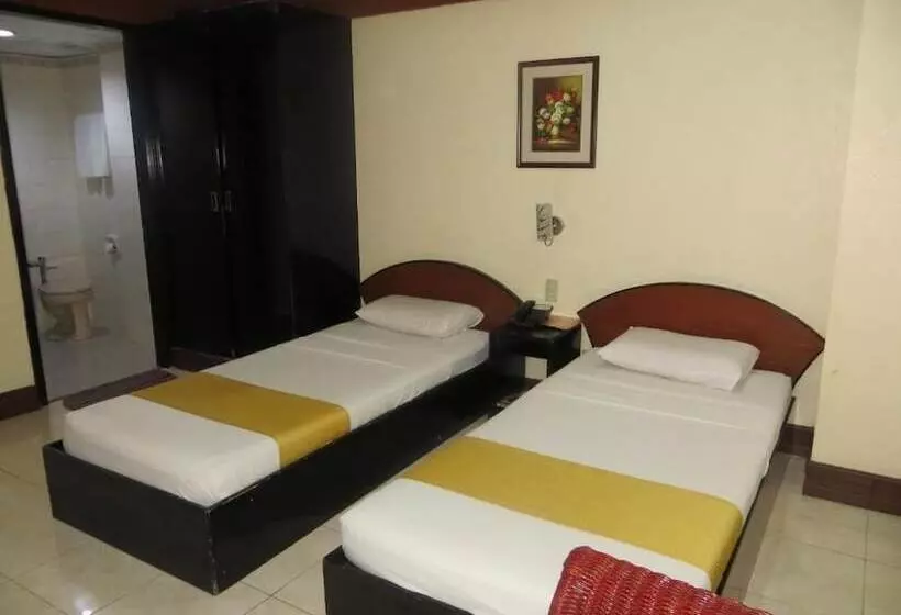 Fotos del hotel Paragon Suites:  11