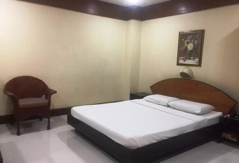 Fotos del hotel Paragon Suites:  6